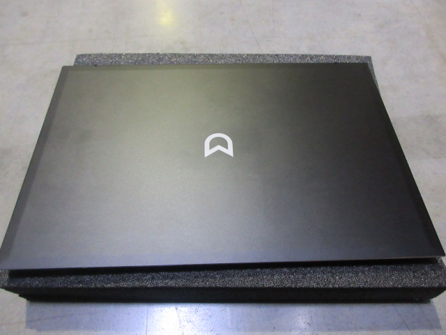 Ноутбук IRBIS Blizzard 15NBC100515.6" AMD Ryzen R3 3200U, 15.6"LCD 1920*1080 IPS , 8+512GB SSD, Front, AC wifi, camera: 2MP, 5000mha battery, metal (После ремонта, потертости, царапины, повреждения коробки)