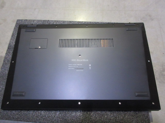 Ноутбук IRBIS Blizzard 15NBC100515.6" AMD Ryzen R3 3200U, 15.6"LCD 1920*1080 IPS , 8+512GB SSD, Front, AC wifi, camera: 2MP, 5000mha battery, metal (После ремонта, потертости, царапины, повреждения коробки)
