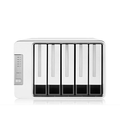 Система хранения данных TerraMaster D5-300C DAS tower/ 2xHDDs RAID0,1,SD+3HDDs SD only/up to 5 HS SATA(3,5' or 2,5')/1xUSB3.1 Type-C gen1/1xPS/1YW (незначительное повреждение коробки)