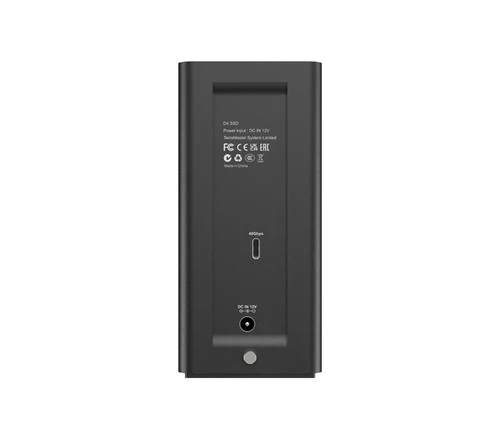 Система хранеиня данных TerraMaster D4 SSD DAS/up to 4 SSD PCIe NVMe M.2 2280/1xUSB4(40Gbps)/1YW
