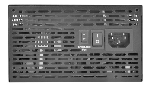 Блок питания Thermaltake Smart BM3 750W, ATX 3.0, PCIe Gen 5.0, APFC, 12cm Fan, 80+ Bronze, Semi Modular, Retail