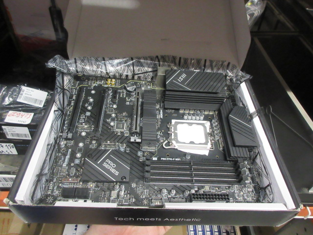 Материнская плата MSI PRO Z790-P WIFI LGA1700,4DDR5,3PCI-Ex16,1PCI-Ex1,4M.2 ,1USB3.2 Gen2 X2, 6USB3