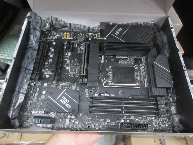 Материнская плата MSI PRO Z790-P WIFI LGA1700,4DDR5,3PCI-Ex16,1PCI-Ex1,4M.2 ,1USB3.2 Gen2 X2, 6USB3